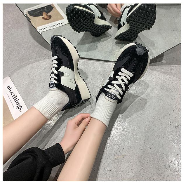 Maja | Sneakersy Urban Motion Comfort