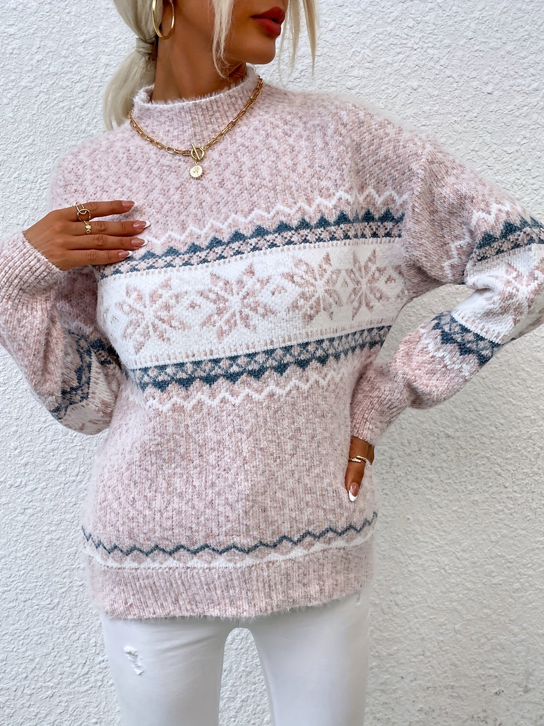 Katarzyna | Sweter Damski Świąteczny Z Płatkami Śniegu