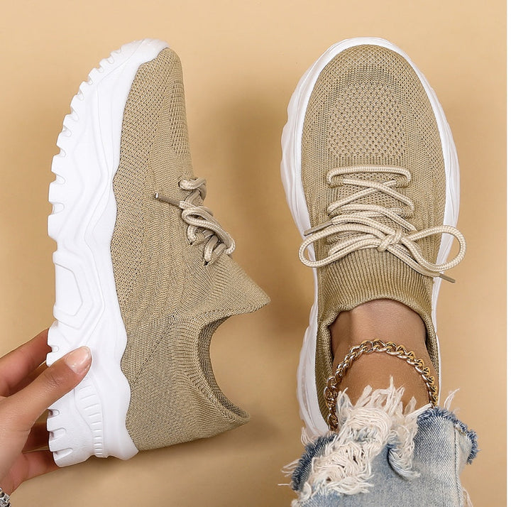 Julia | Sneakersy Urban Comfort Lite
