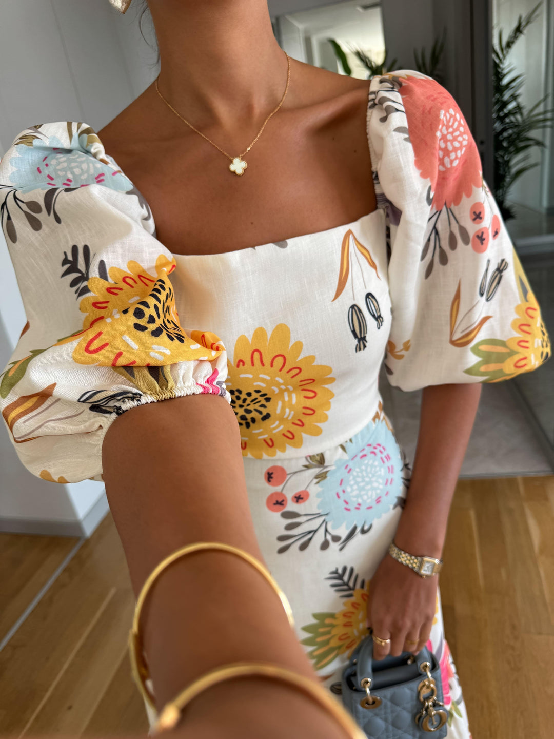 Elżbieta | Sukienka Midi Elegancka Z Bufiastymi Rękawami