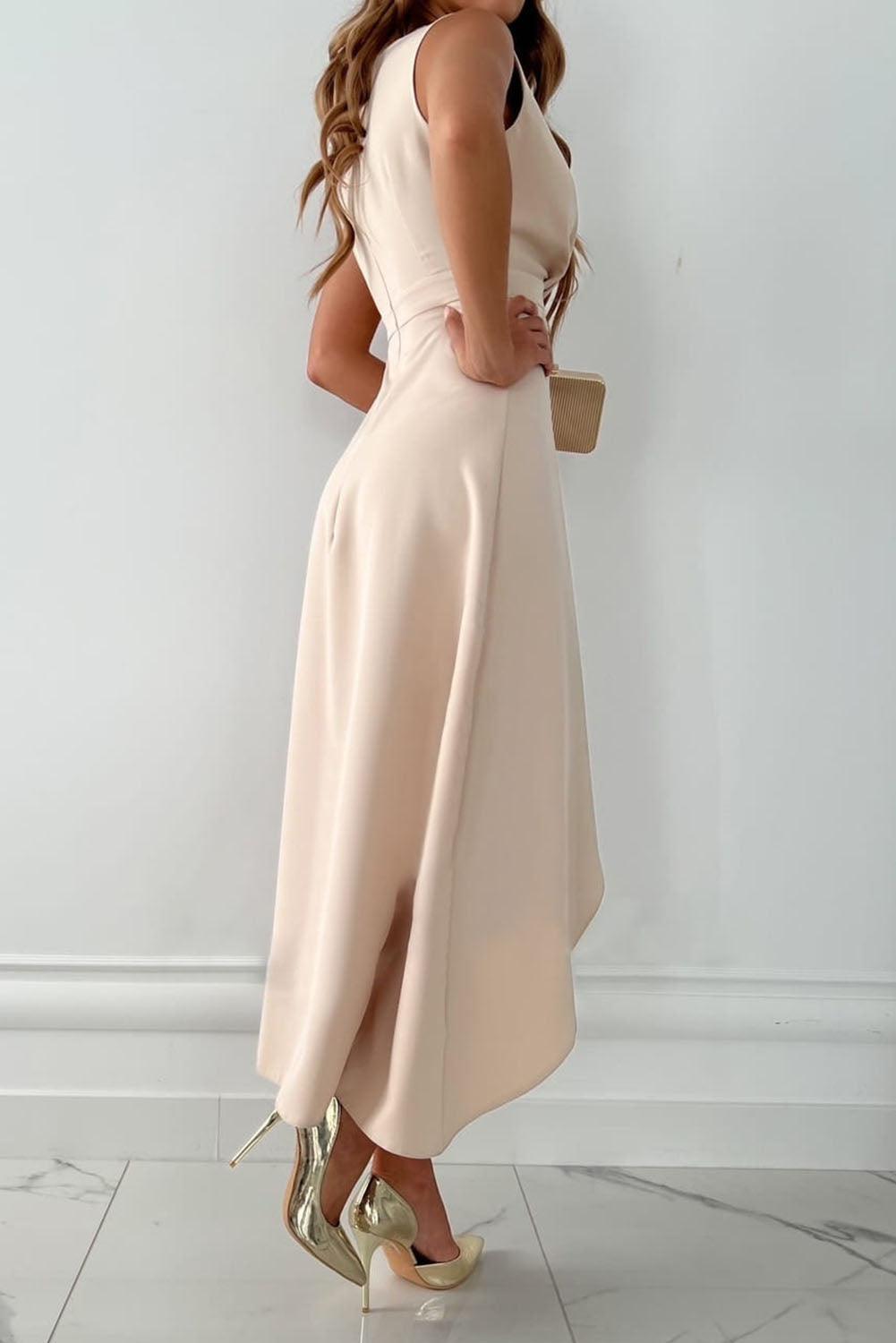Liora | Elegancka Sukienka Z Asymetrycznym Dołem