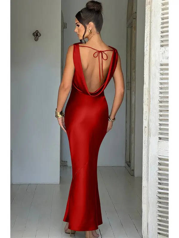 Celina | Sukienka Druhna Maxi Satynowa Z Dekoltem Halter