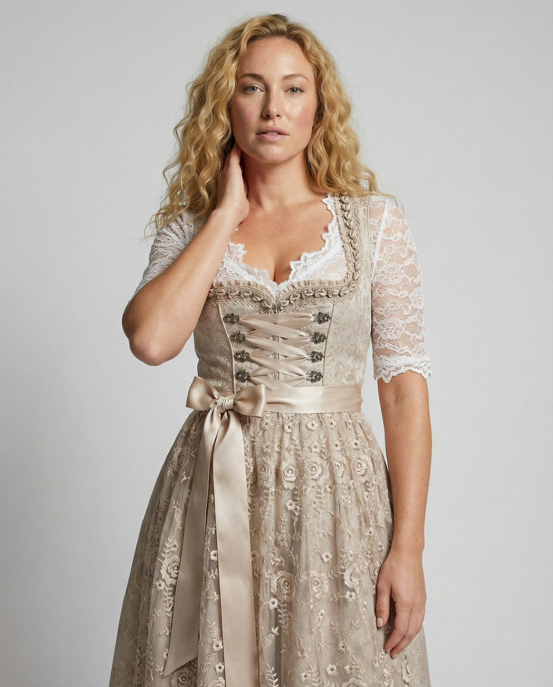 Ewa | Dirndl Damski Tradycyjny Z Gorsetem Sznurowanym Koronkowy